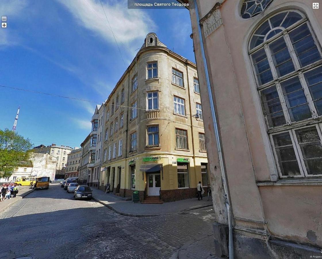 Romantic Apartments - In The Center Of Lviv , King-Size Bed Esterno foto