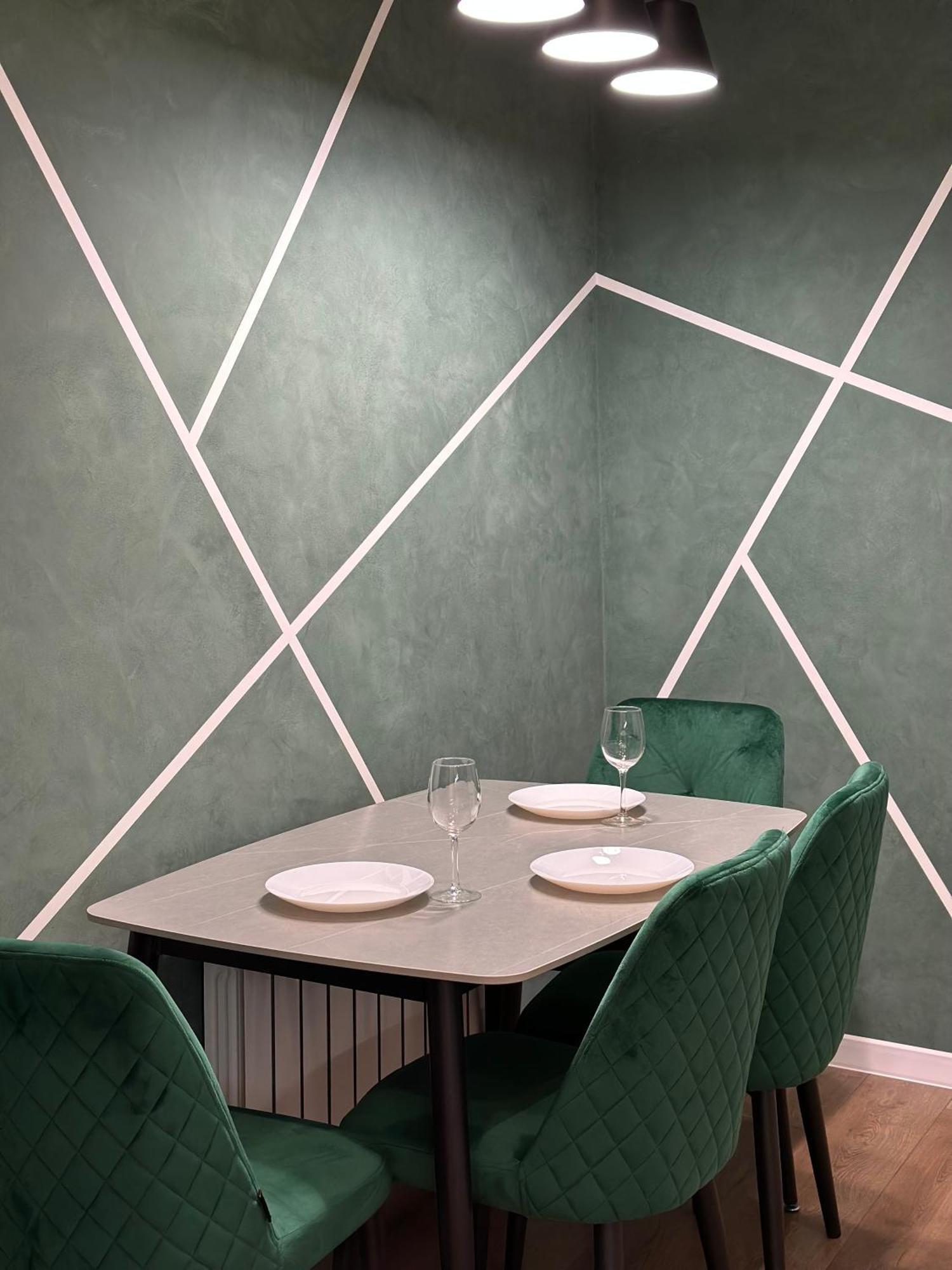 Romantic Apartments - In The Center Of Lviv , King-Size Bed Esterno foto