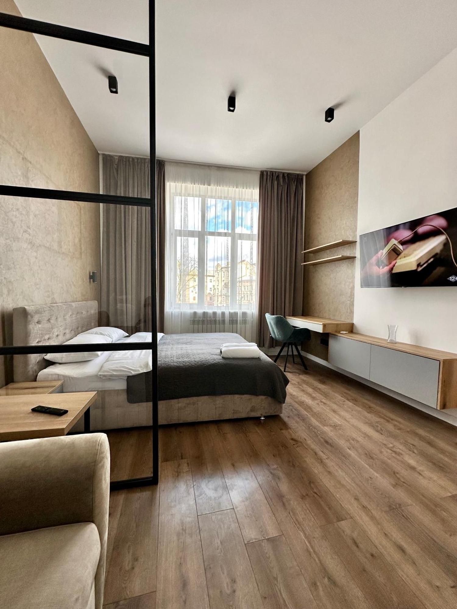 Romantic Apartments - In The Center Of Lviv , King-Size Bed Esterno foto