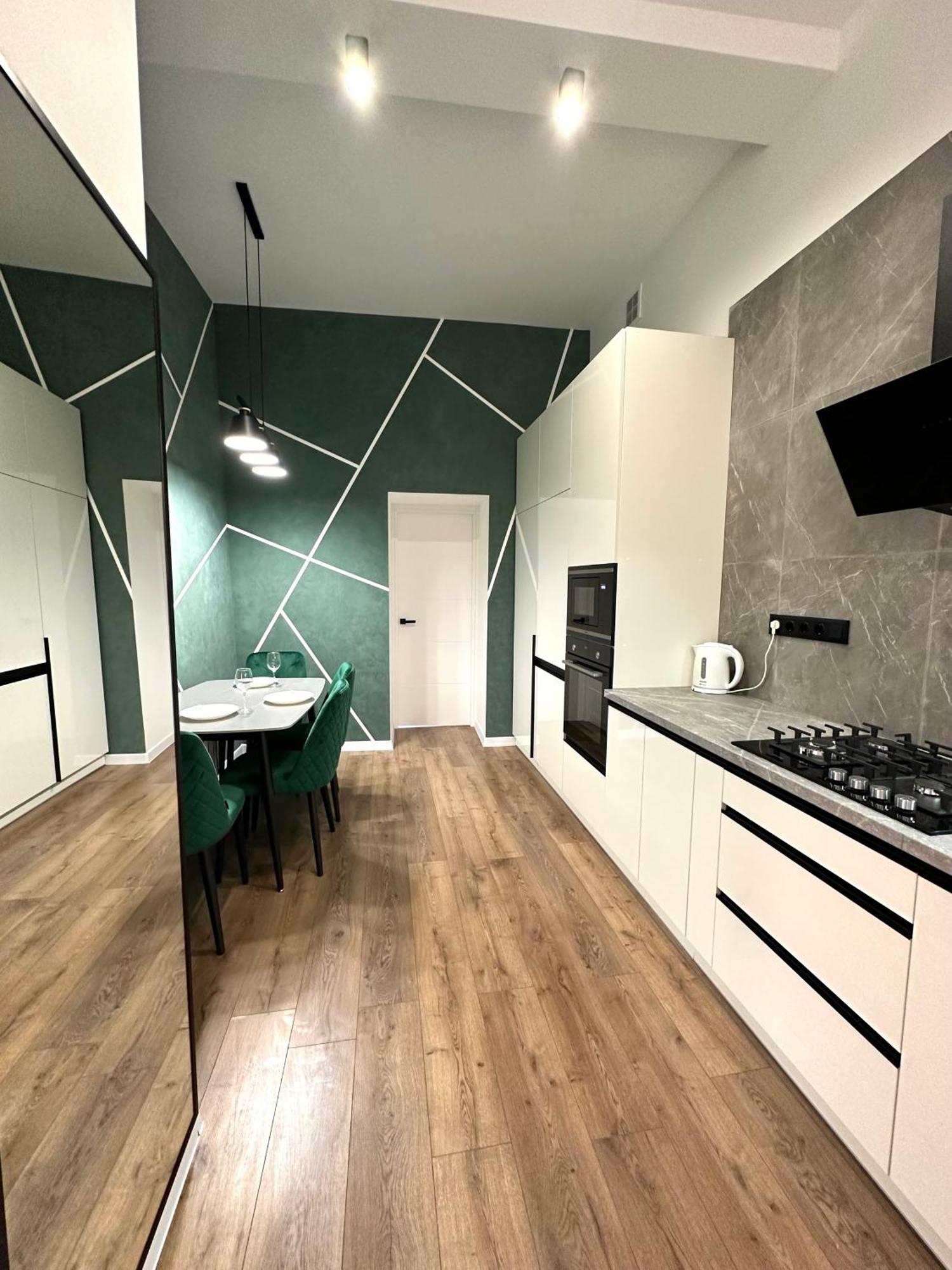 Romantic Apartments - In The Center Of Lviv , King-Size Bed Esterno foto